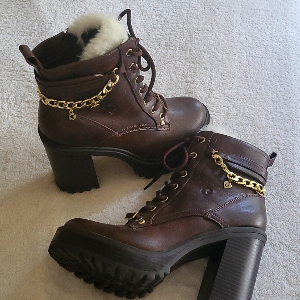 Boots 👢
